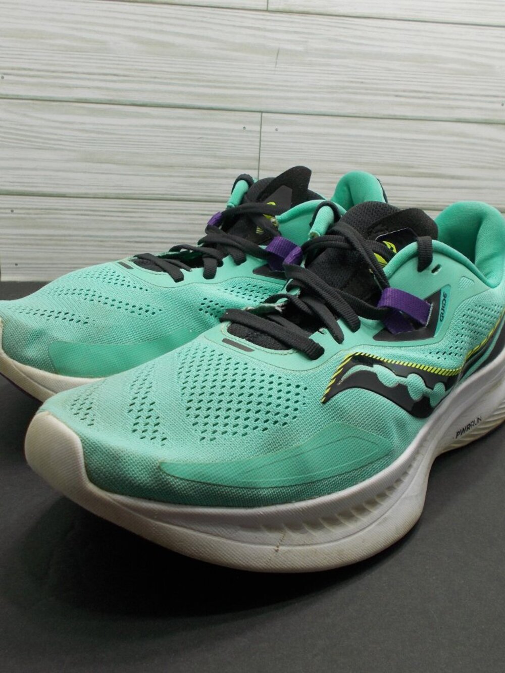 Saucony Guide 15 Womens 10 Running Shoes S10684-26